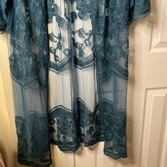 Umgee Teal Embroidered Mesh Lace Duster OS 24” X 46” - Picture 3 of 4